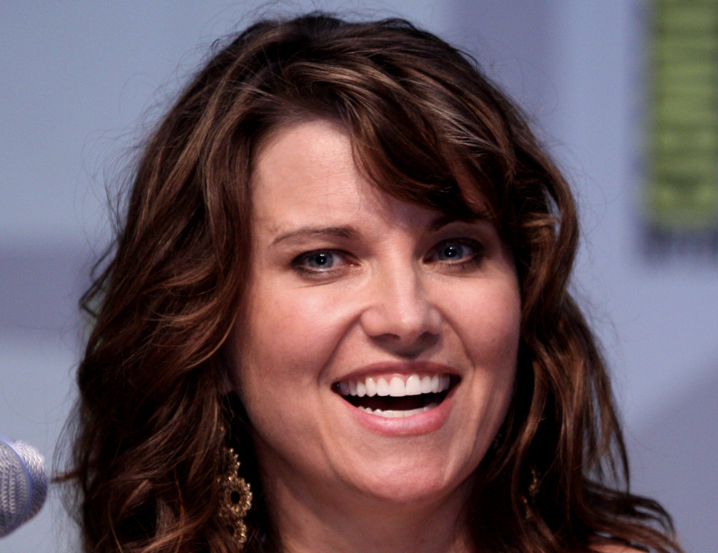Happy Birthday Lucy Lawless Queer Forty