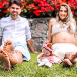 dad and pregnant mom